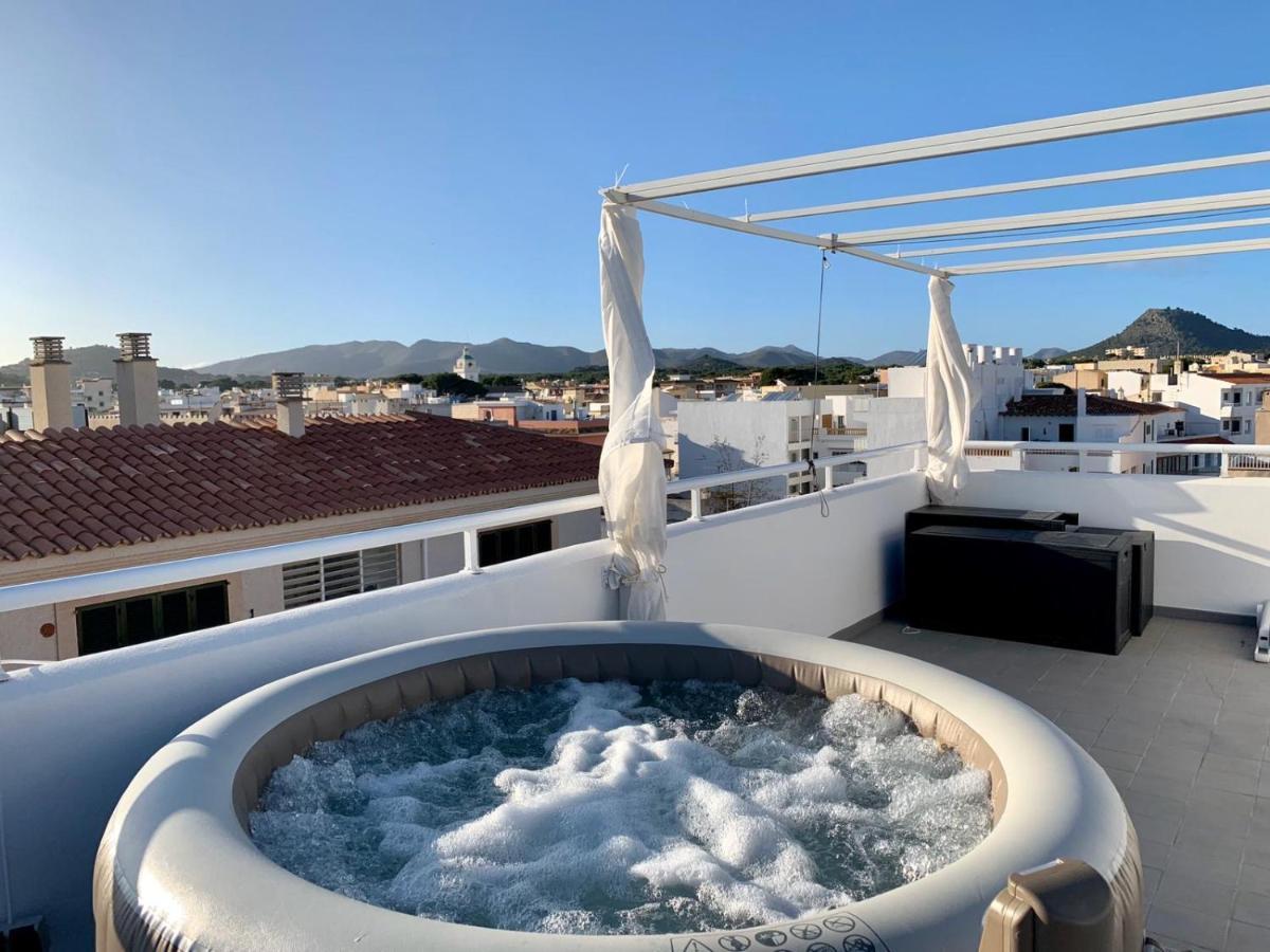 Sonne & Meerblick Aus 40 Grad Heissem Whirlpool Geniessen - Zentral Am Hafen Und Dennoch Ruhig Cala Ratjada  Exteriör bild