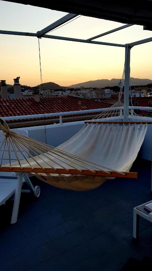 Sonne & Meerblick Aus 40 Grad Heissem Whirlpool Geniessen - Zentral Am Hafen Und Dennoch Ruhig Cala Ratjada  Exteriör bild