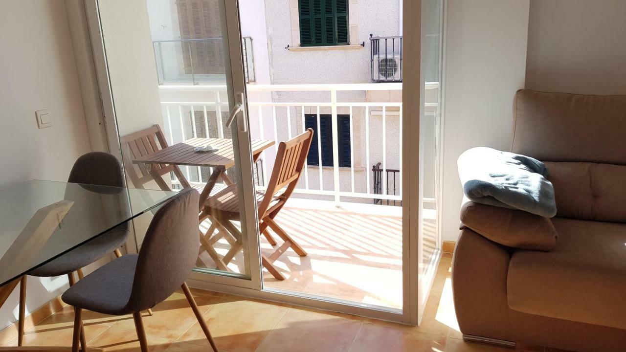 Sonne & Meerblick Aus 40 Grad Heissem Whirlpool Geniessen - Zentral Am Hafen Und Dennoch Ruhig Cala Ratjada  Exteriör bild